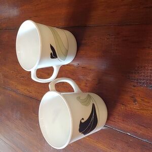 Corning USA Black Orchid coffee cup tea cup set of 2
